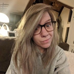 Meet your Posher, Posh